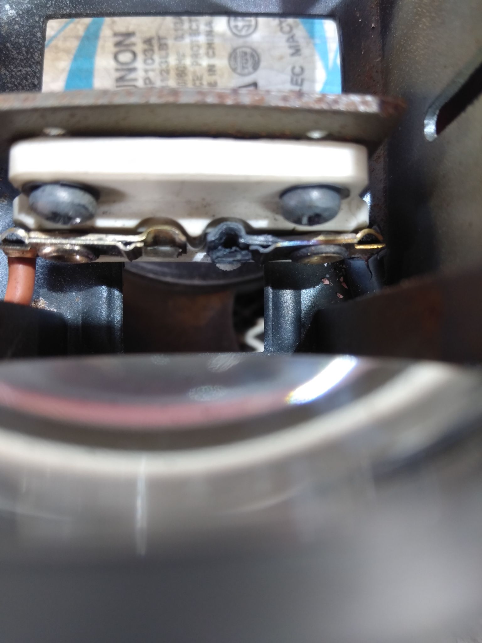 Burned out : Sample image